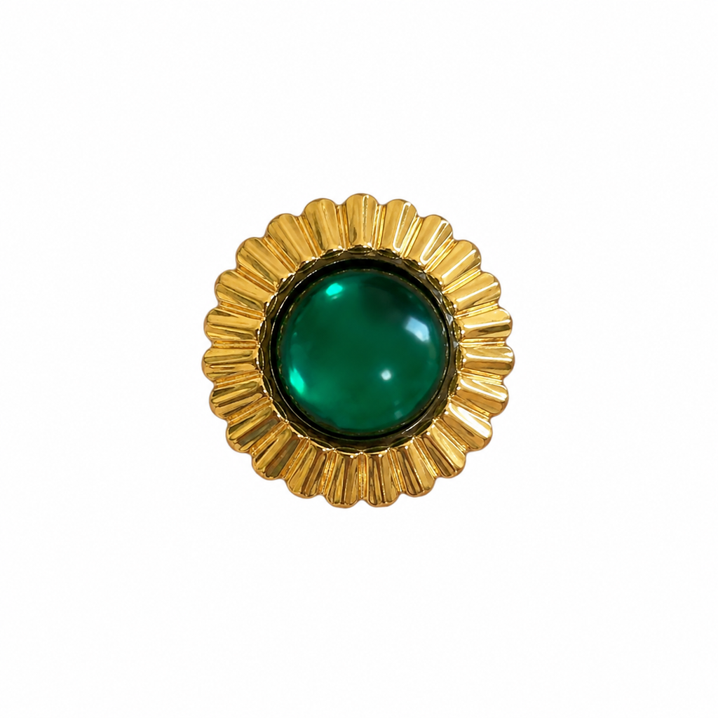 Bague vintage dorée à cabochon vert – Circa 1980