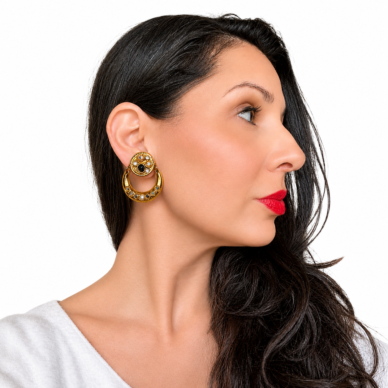 Boucles d’oreilles vintage italiennes années 80 – créoles dorées et cristaux irisés