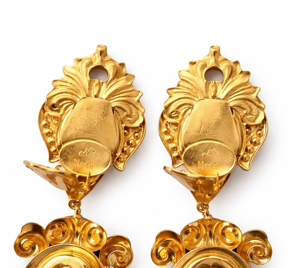 Boucles d’oreilles vintage Nadir– cabochon bleu & dorure baroque – Atelier italien