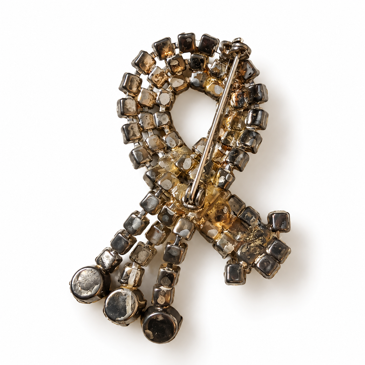 Broche en cascade ruban entrelacé