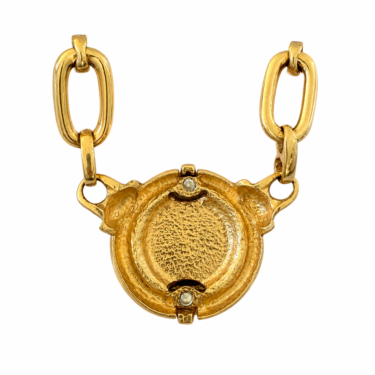 Collier Chaine doré, camée en résine noire