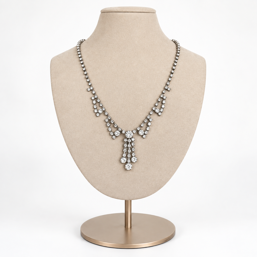 Collier style lavallière en strass