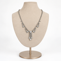 Collier style lavallière en strass