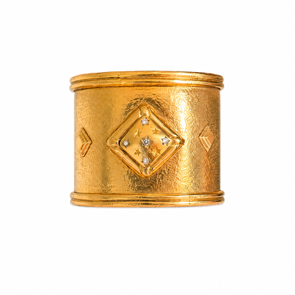 Bracelet Manchette large en métal doré martelé